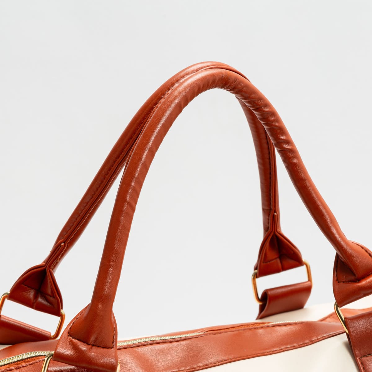 Luhxe Travel Bag 2.0 (International Women's Day)