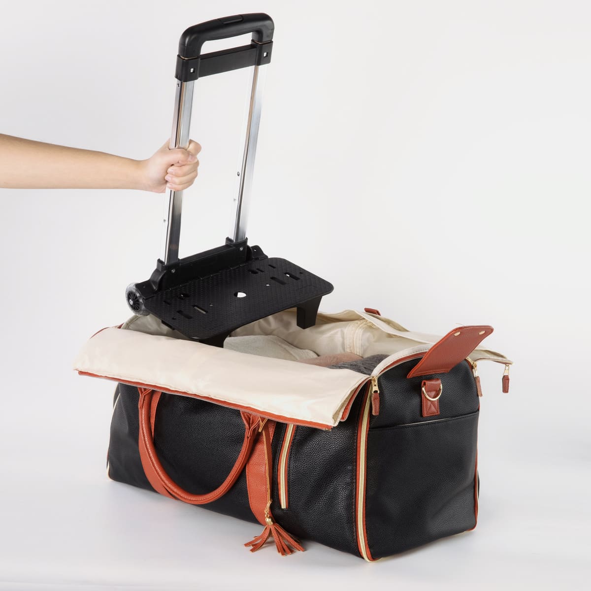 Luhxe Travel Bag 2.0 (International Women's Day)